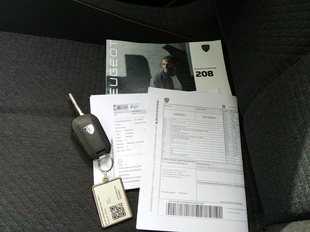 Foto Peugeot 208 4