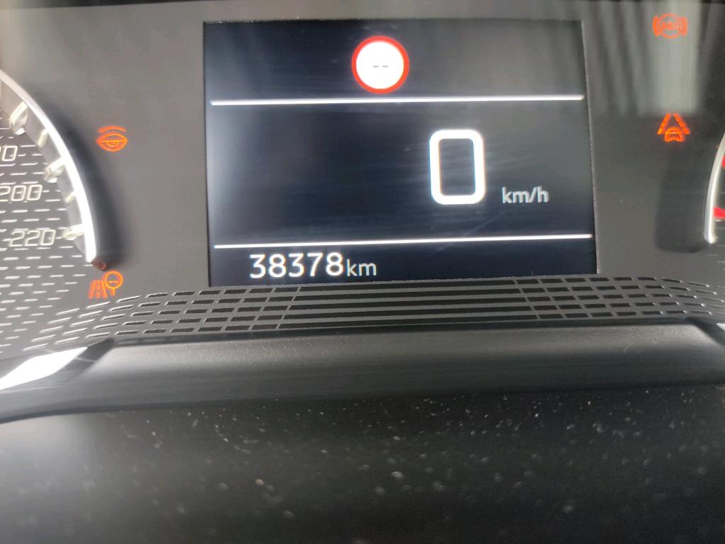 Foto Peugeot 208 5