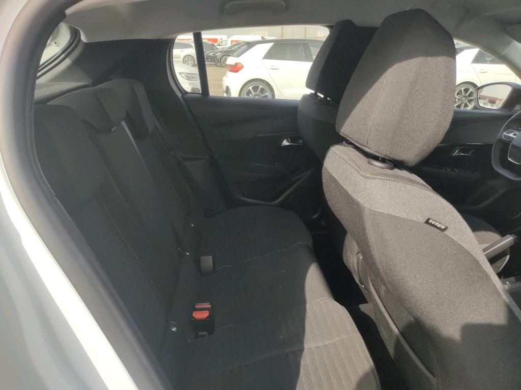 Foto Peugeot 208 6