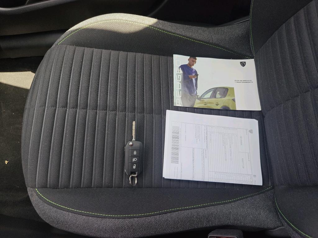 Foto Peugeot 208 4