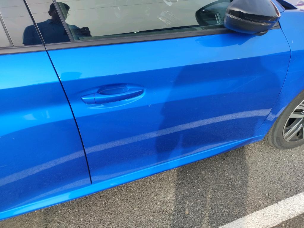 Daño en Panel Arañazo ligero Arañazo ligero