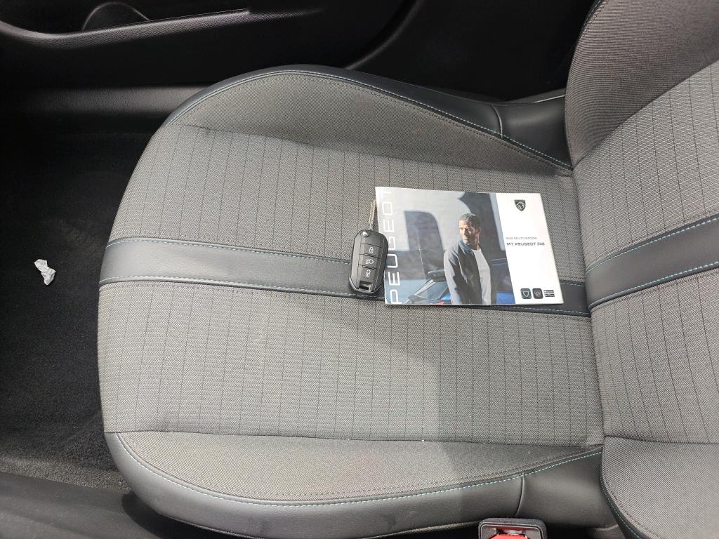 Foto Peugeot 208 4