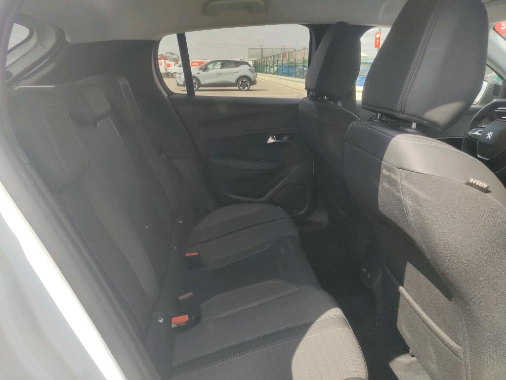 Foto Peugeot 208 6