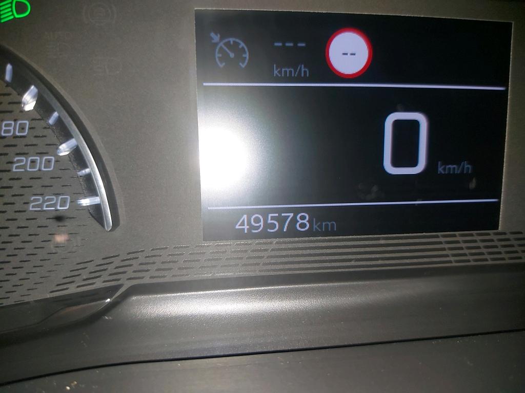 Foto Peugeot 208 5