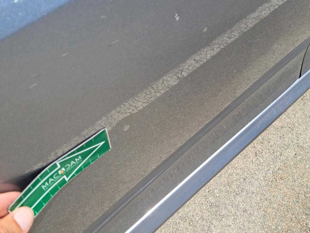 Daño en panel dañado dañado
