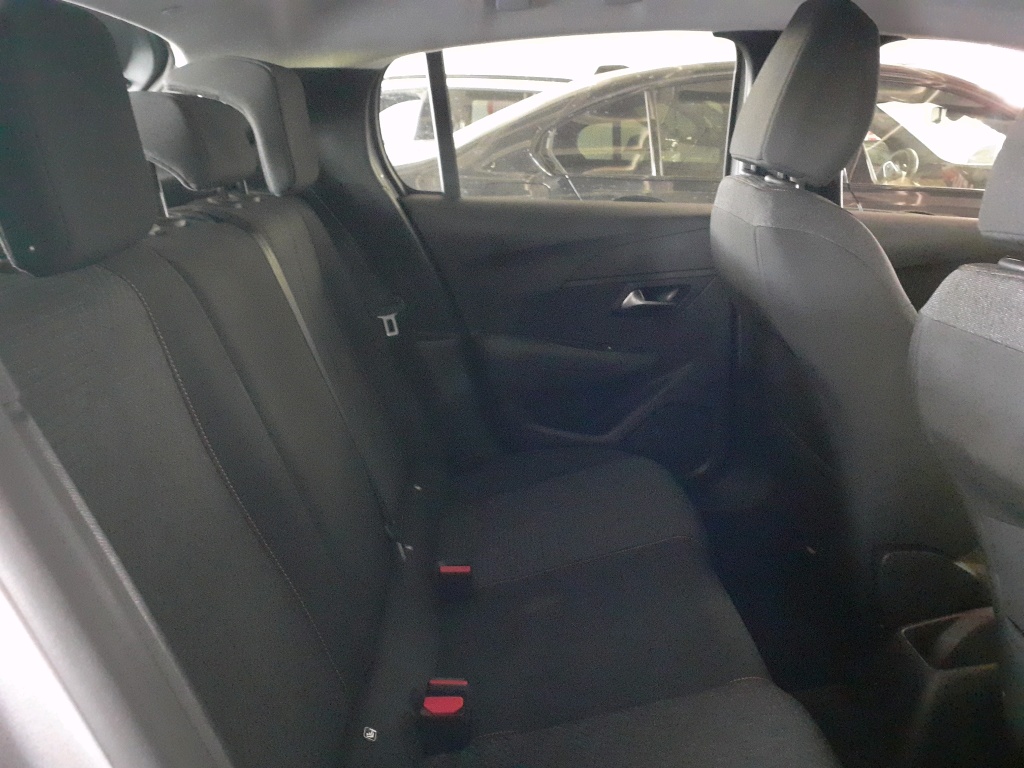 Foto Peugeot 208 6