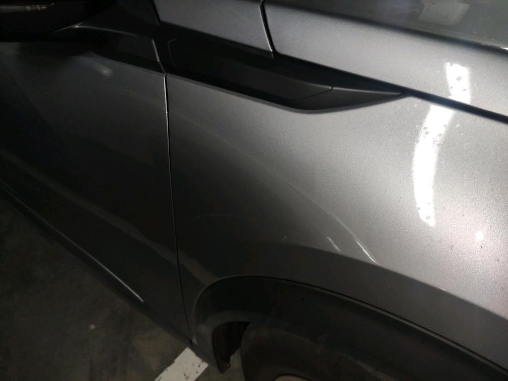 Daño en Carocería Arañazo ligero Arañazo ligero