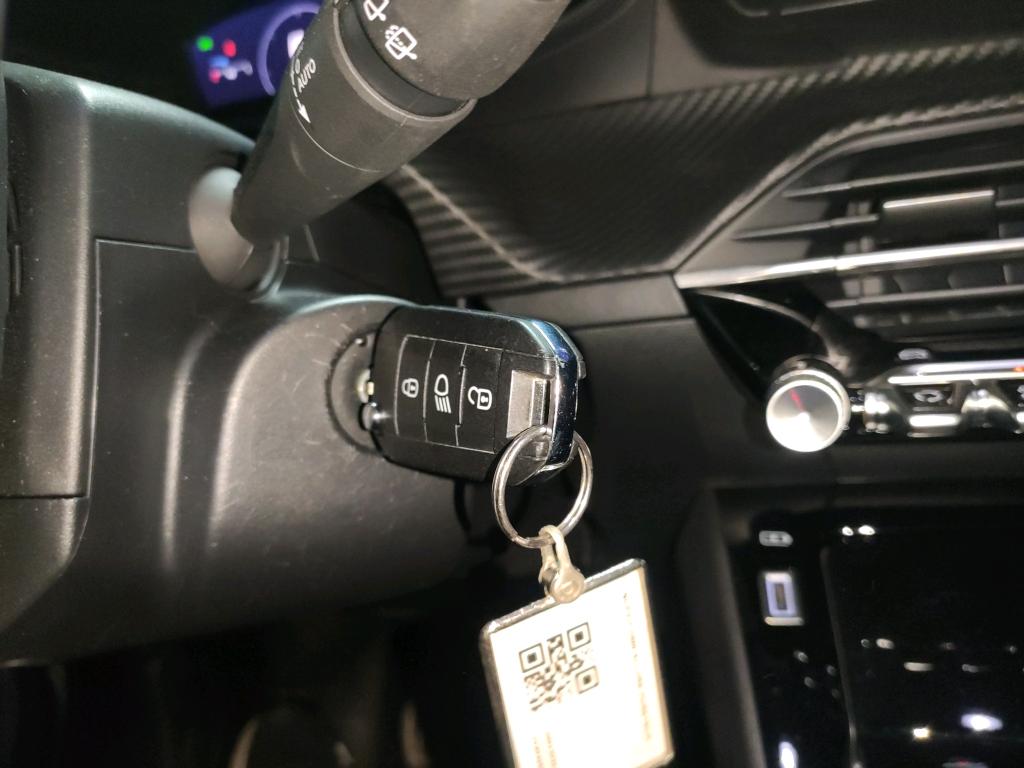 Foto Peugeot 2008 4