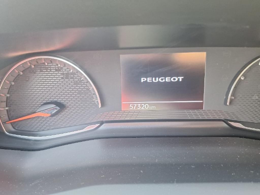 Foto Peugeot 2008 5