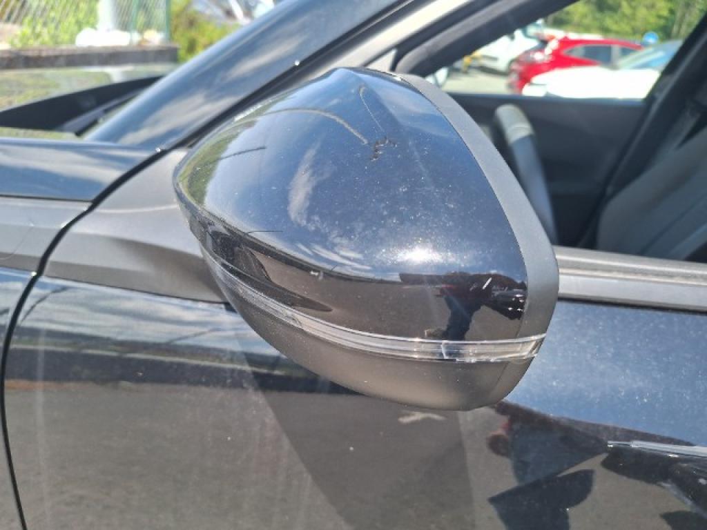 Daño en panel dañado dañado