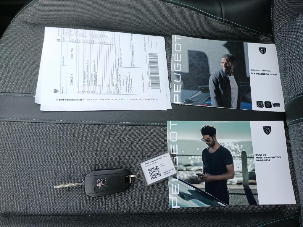 Foto Peugeot 2008 4