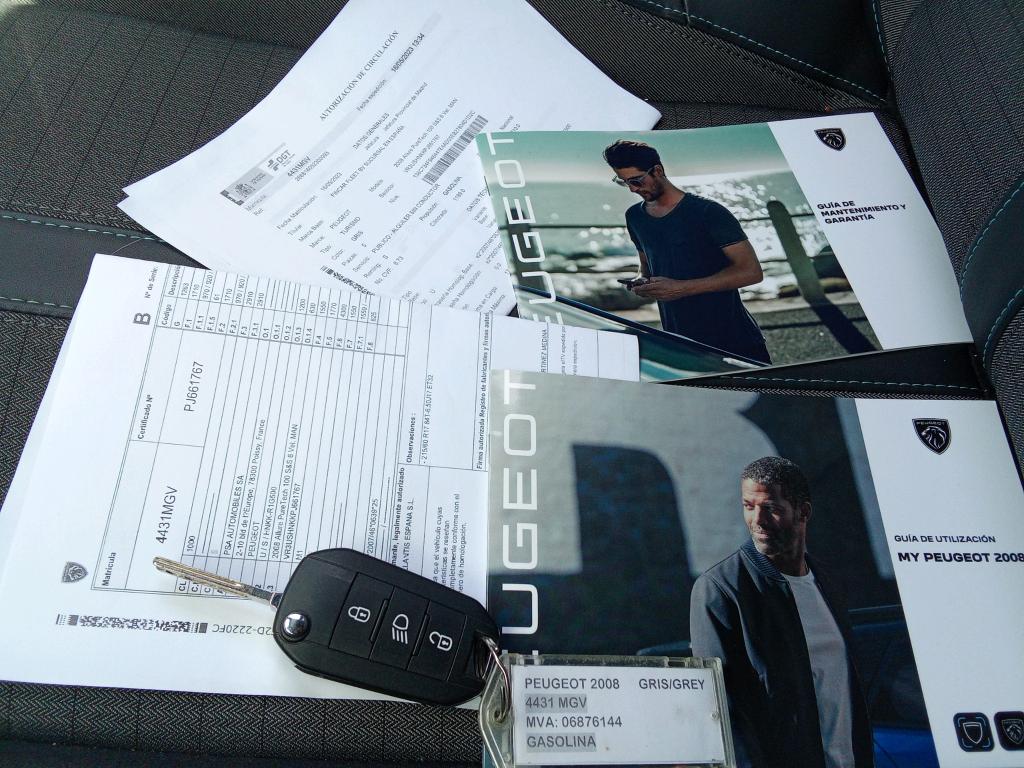 Foto Peugeot 2008 4