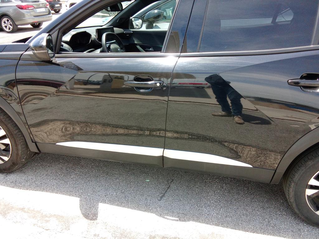 Daño en panel dañado dañado