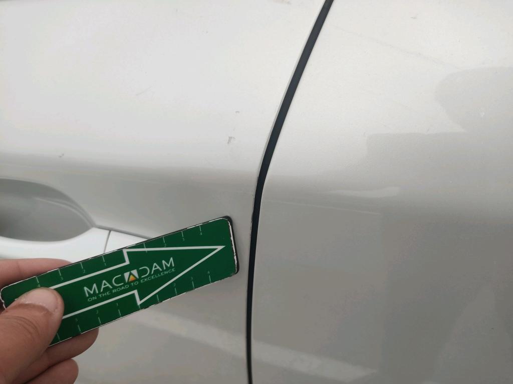 Daño en panel Arañazo ligero Arañazo ligero