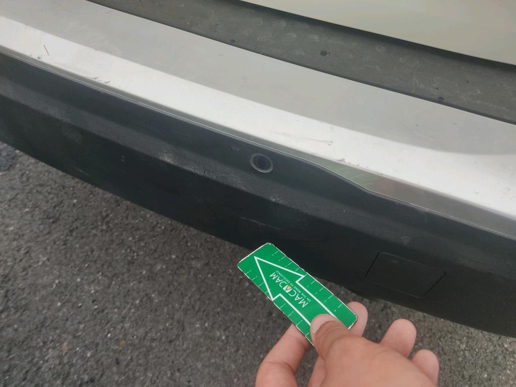 Daño en Carocería Arañazo ligero Arañazo ligero
