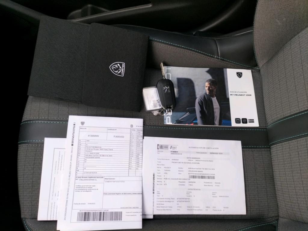 Foto Peugeot 2008 4