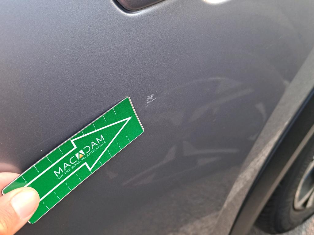 Daño en panel dañado dañado