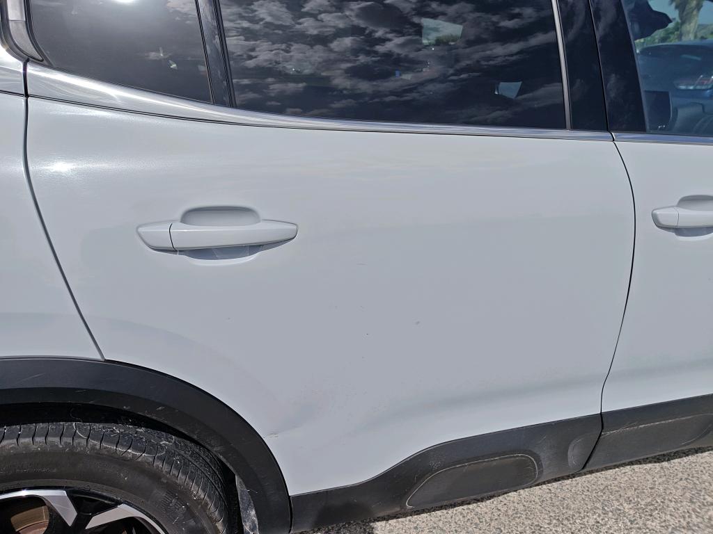 Daño en Panel dañado dañado