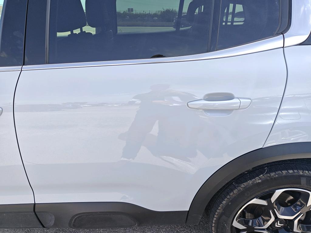 Daño en panel Arañazo ligero Arañazo ligero