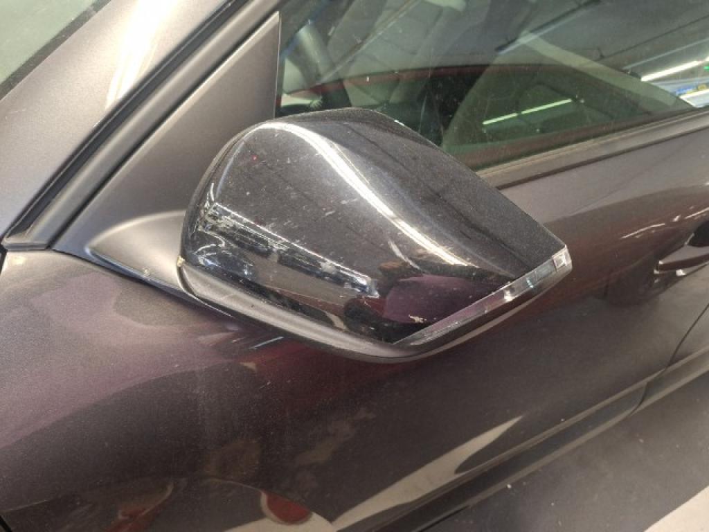 Daño en panel dañado dañado