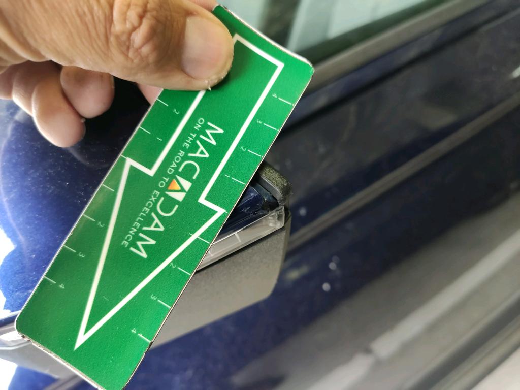 Daño en panel dañado dañado