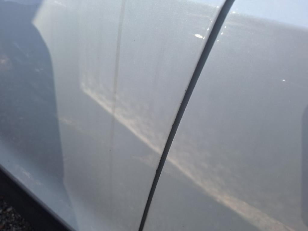 Daño en panel dañado dañado