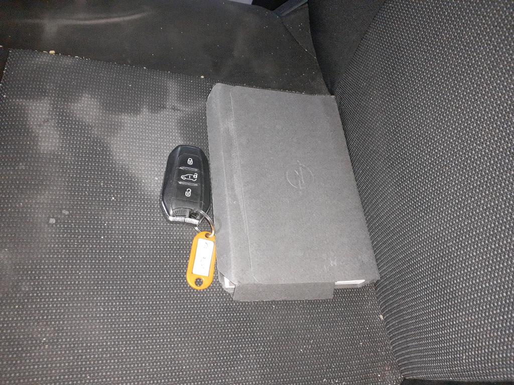Foto Opel VIVARO FURGON 4