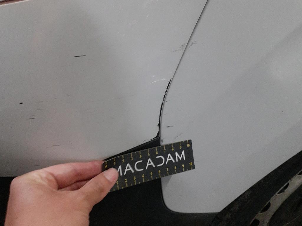 Daño en Carocería Arañazo ligero Arañazo ligero