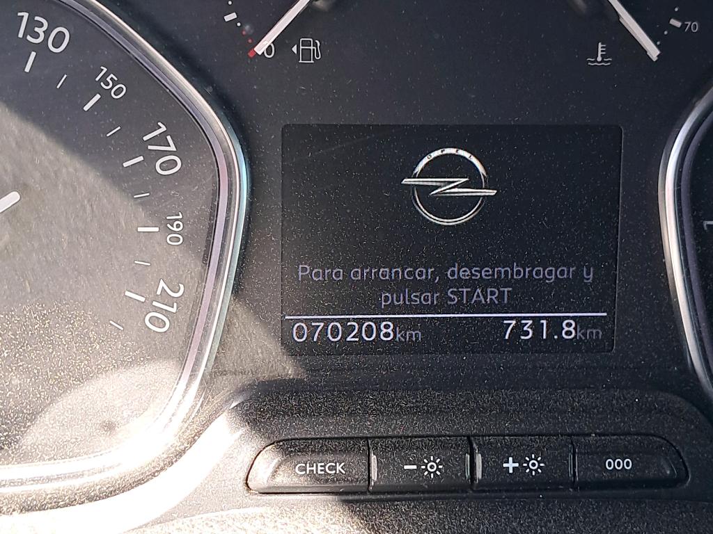 Foto Opel VIVARO FURGON 5