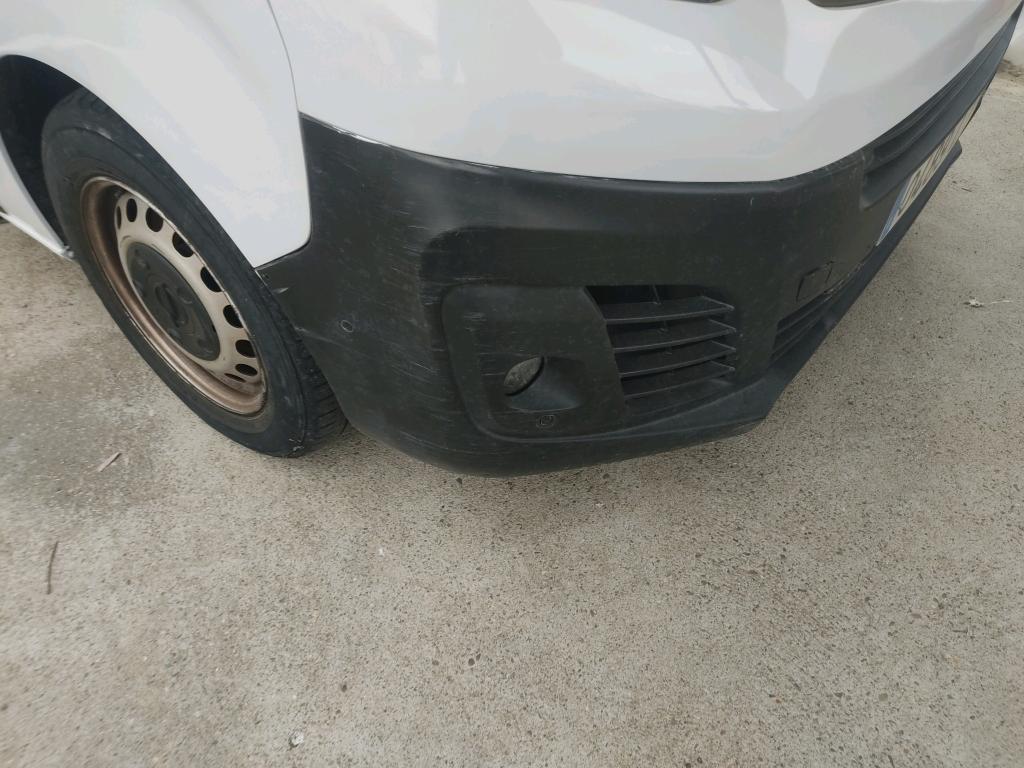 Daño en Carocería Arañazo ligero Arañazo ligero
