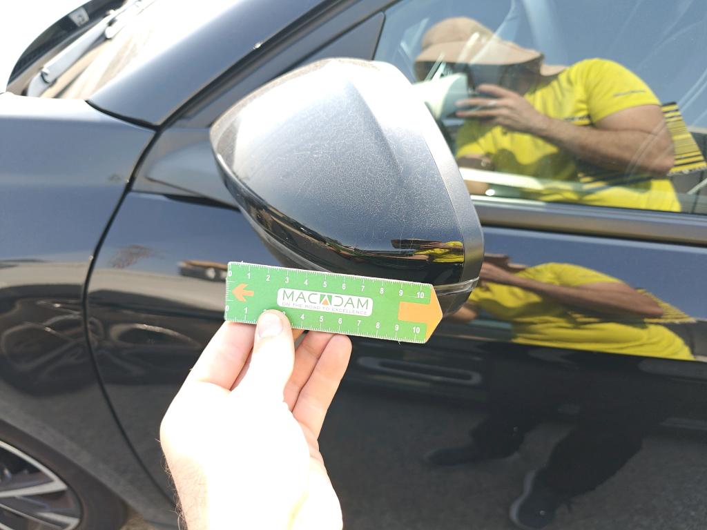 Daño en panel dañado dañado