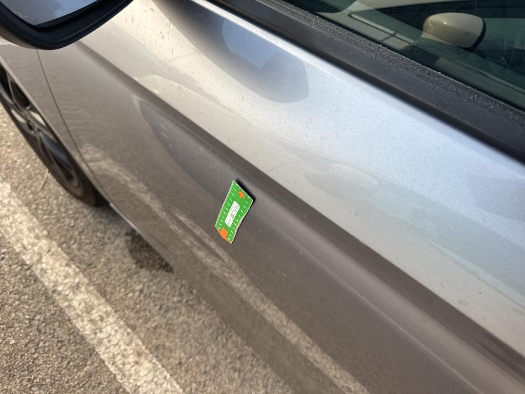 Daño en panel dañado dañado