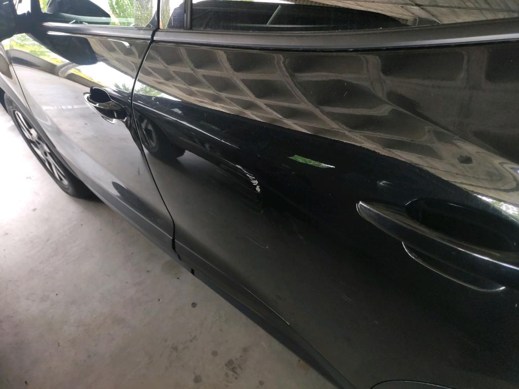 Daño en panel dañado dañado