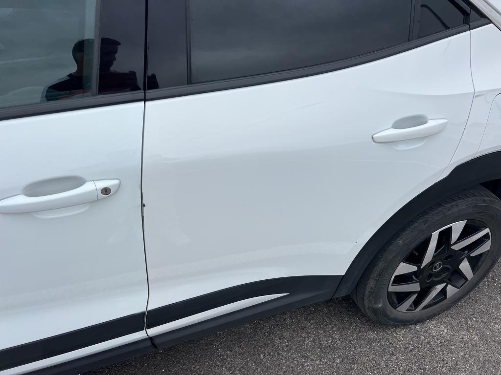 Daño en panel Arañazo ligero Arañazo ligero