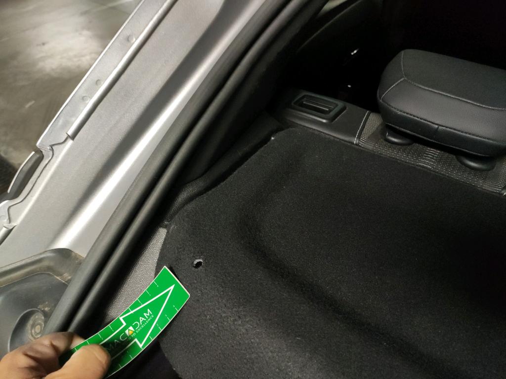 Daño en Asientos Arañazo ligero Arañazo ligero
