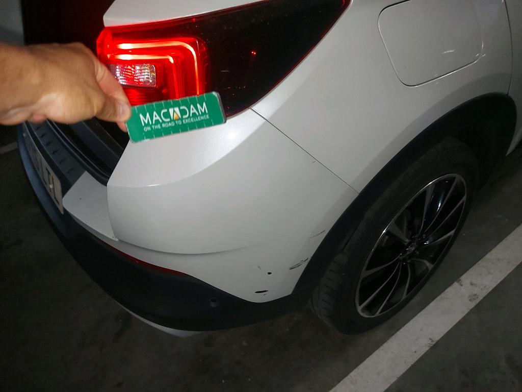 Daño en Carocería Arañazo ligero Arañazo ligero