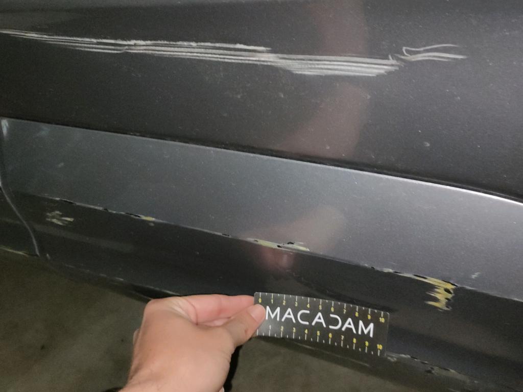 Daño en panel dañado dañado