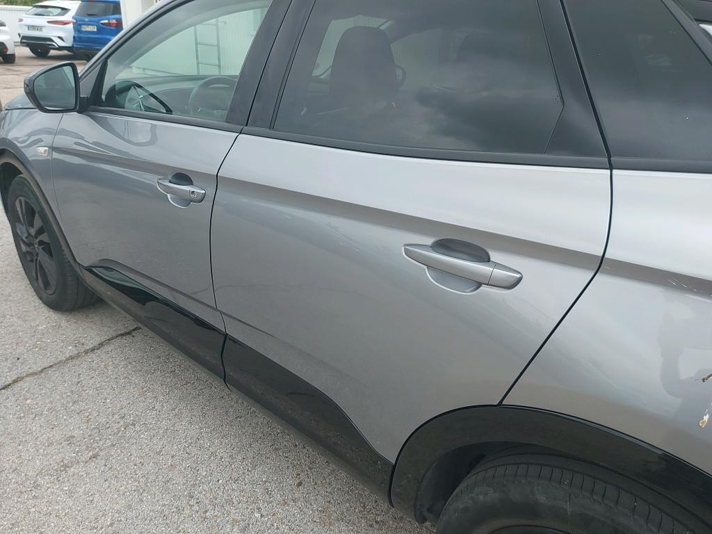 Daño en panel Arañazo ligero Arañazo ligero