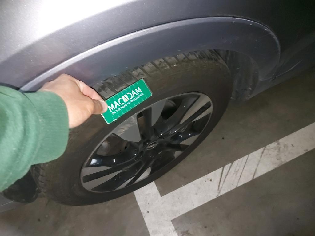 Daño en Carocería Arañazo ligero Arañazo ligero