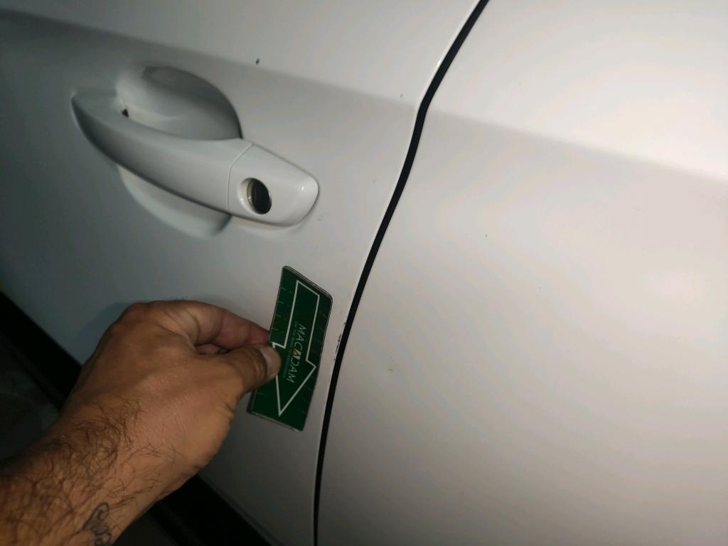 Daño en panel dañado dañado