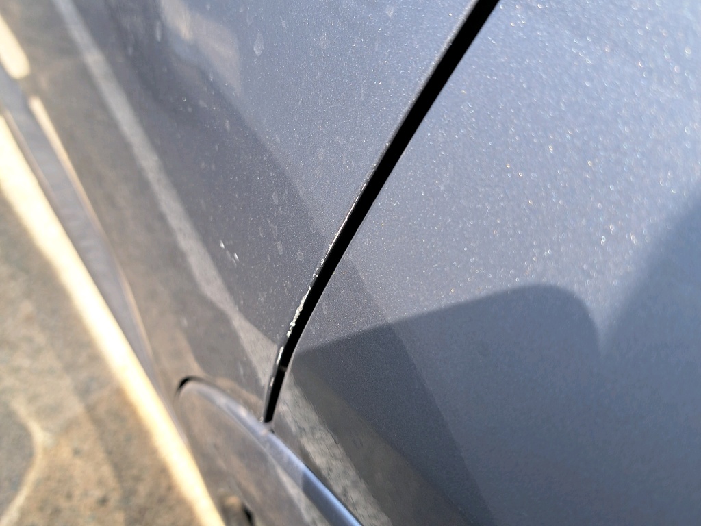 Daño en panel dañado dañado