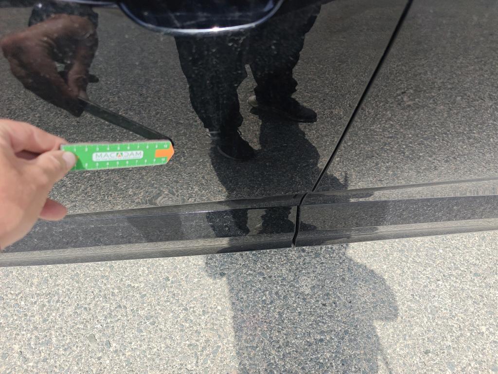 Daño en panel dañado dañado