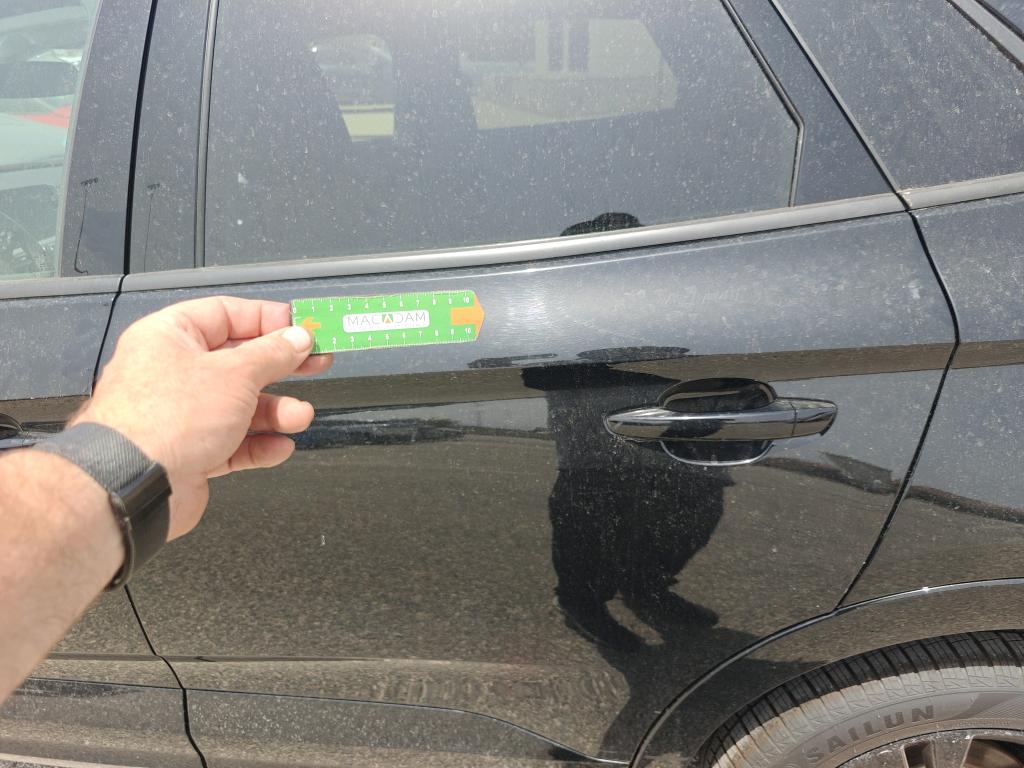 Daño en panel dañado dañado