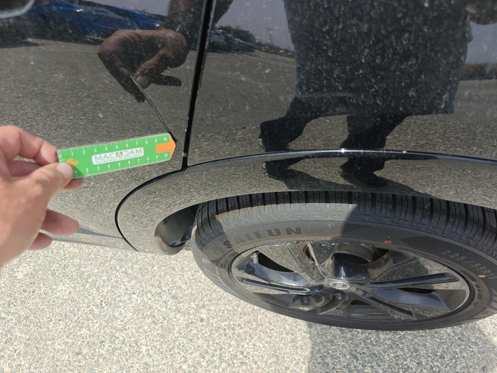 Daño en panel dañado dañado