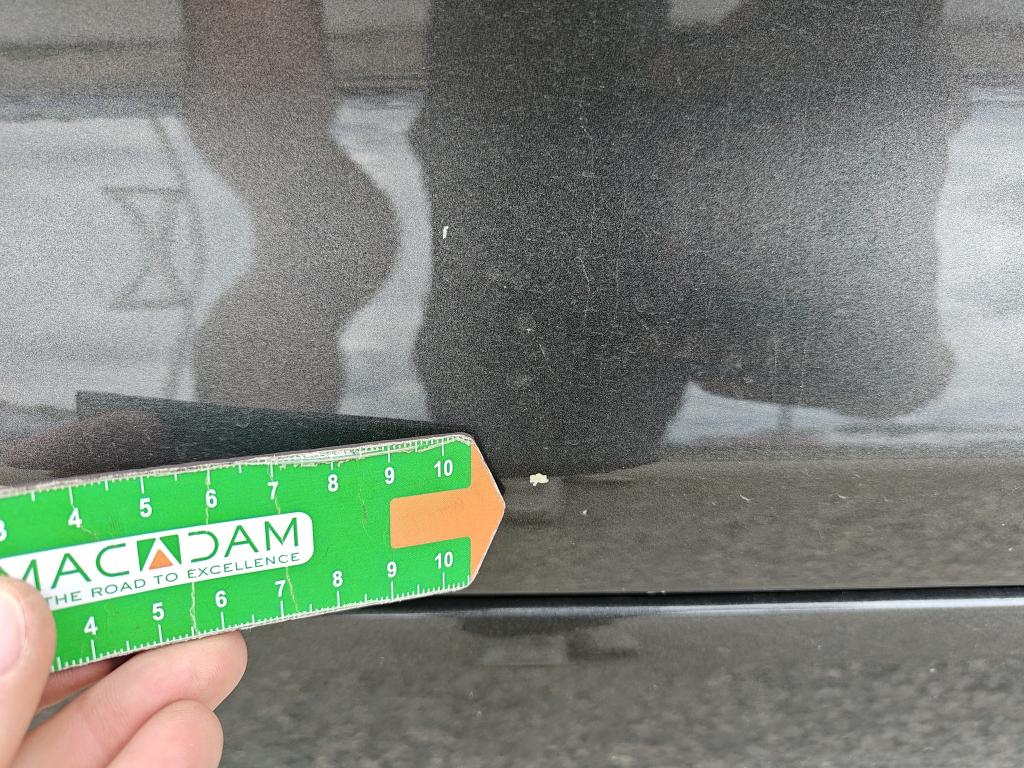 Daño en panel dañado dañado
