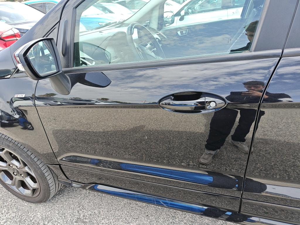 Daño en panel dañado dañado