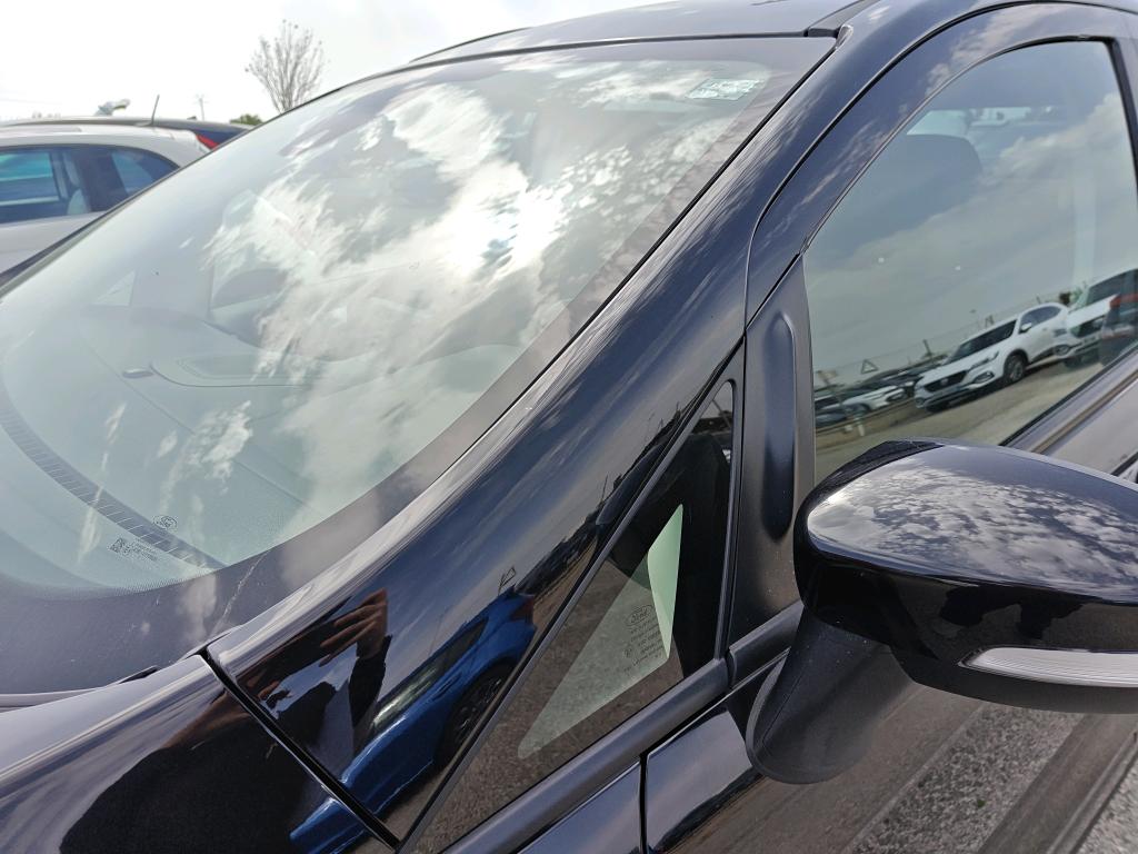 Daño en panel dañado dañado