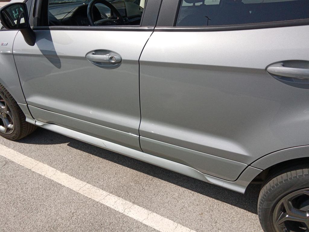 Daño en panel dañado dañado