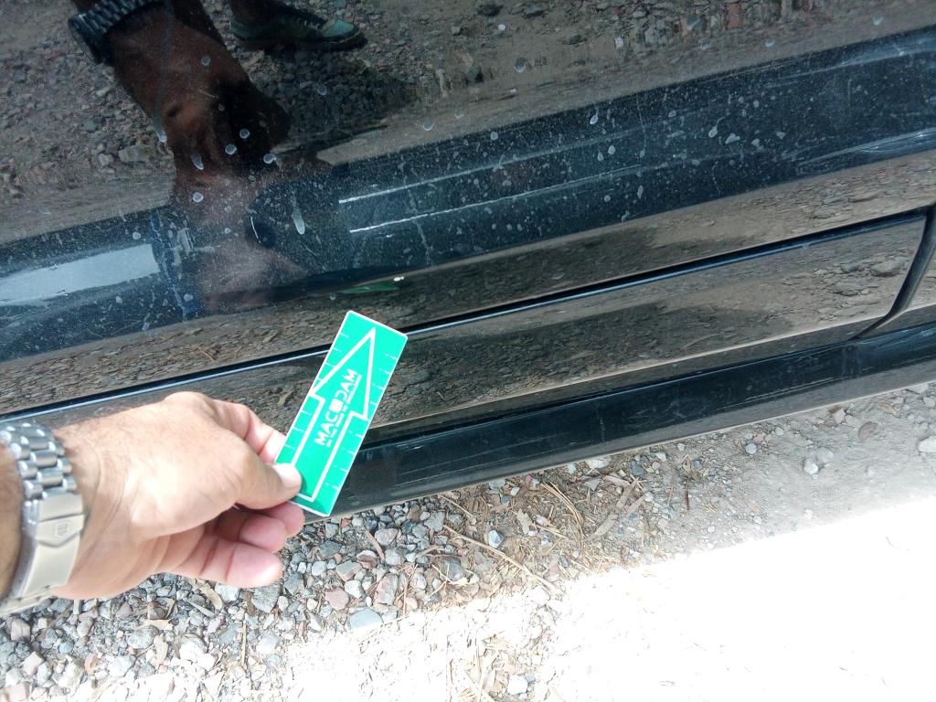 Daño en panel dañado dañado