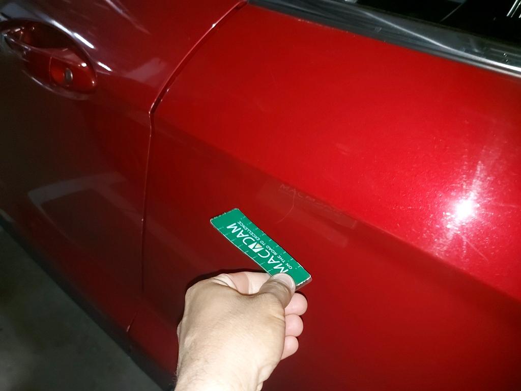 Daño en panel dañado dañado